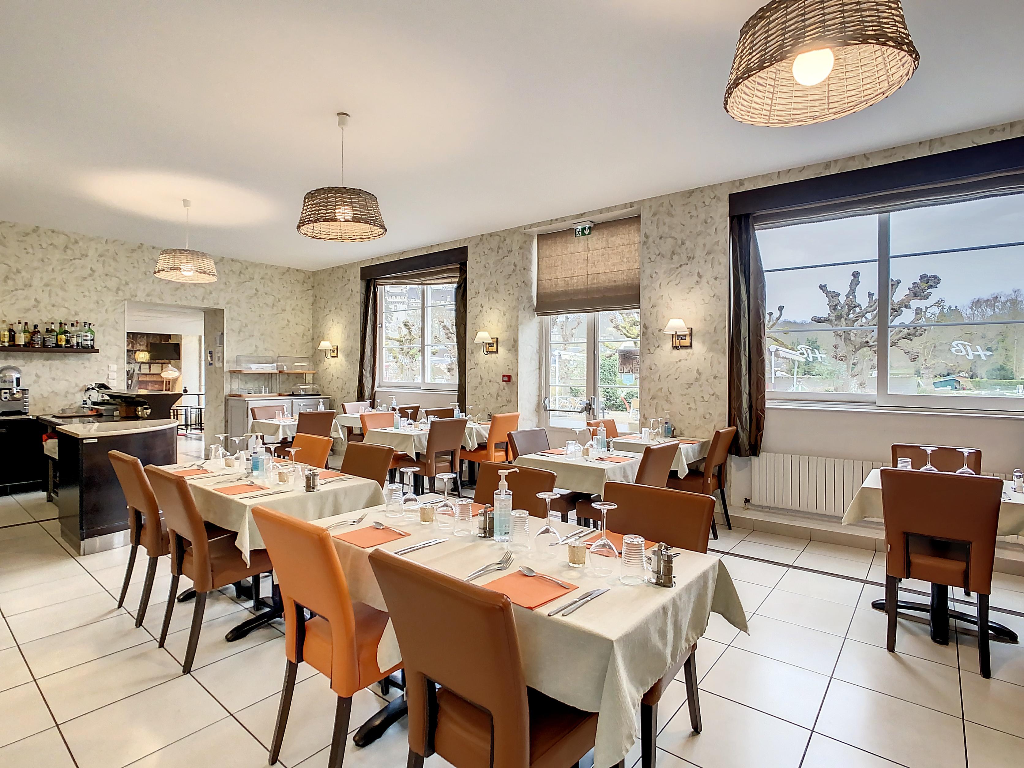 Logis Hotel Beaudon Pierrefonds Exterior foto