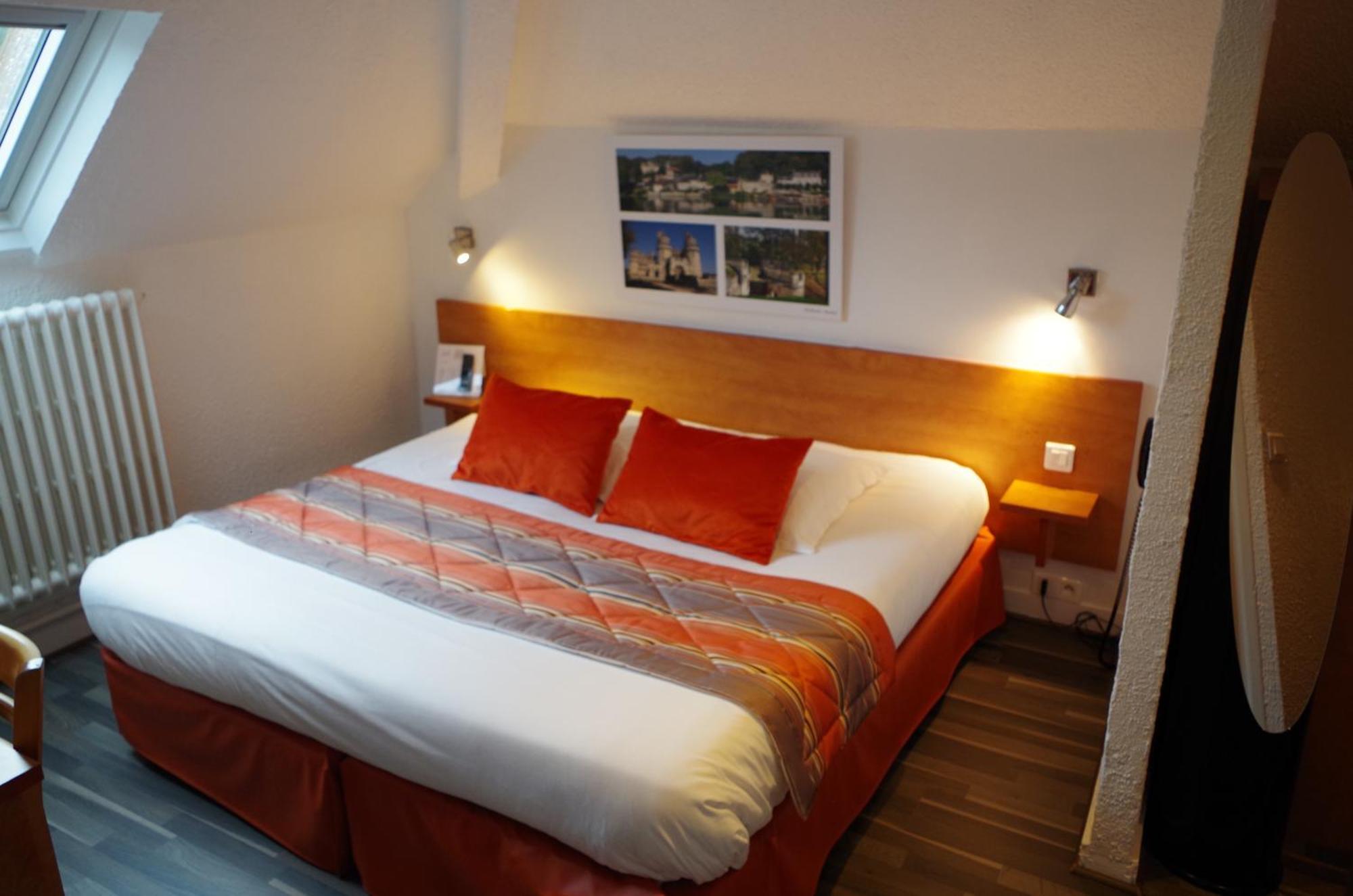 Logis Hotel Beaudon Pierrefonds Exterior foto